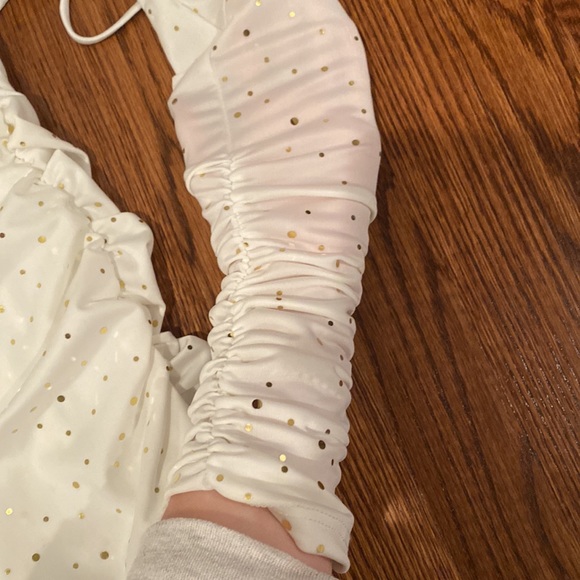 White dress with gold sparkles ! - Picture 2 of 4